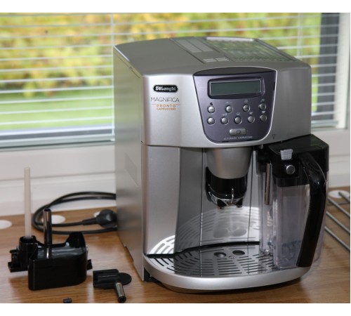Кофеварка De'Longhi ESAM 4500