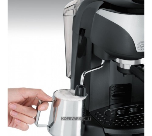 Кофеварка De'Longhi EC 220