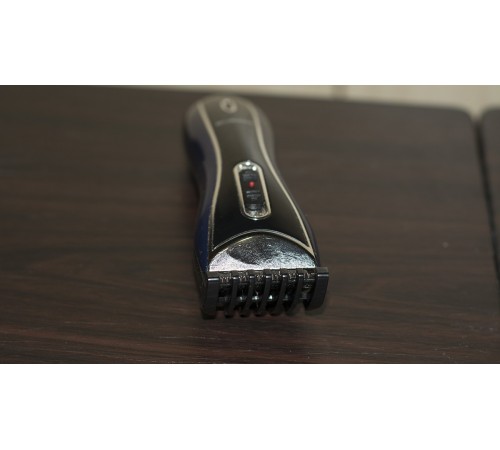 Машинка для стрижки волос Polaris PHC 0201