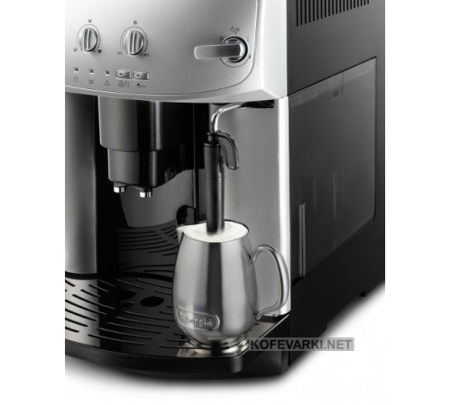 Кофеварка De'Longhi ESAM 2200