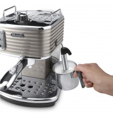 Кофеварка De'Longhi ECZ 351