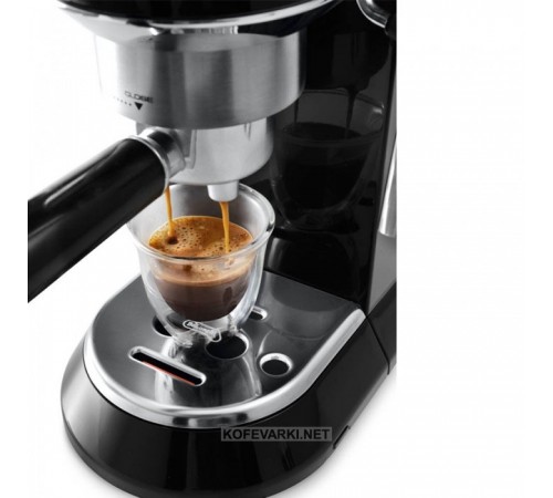 Кофеварка De'Longhi EC 680