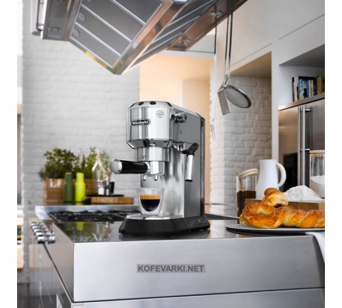 Кофеварка De'Longhi EC 680