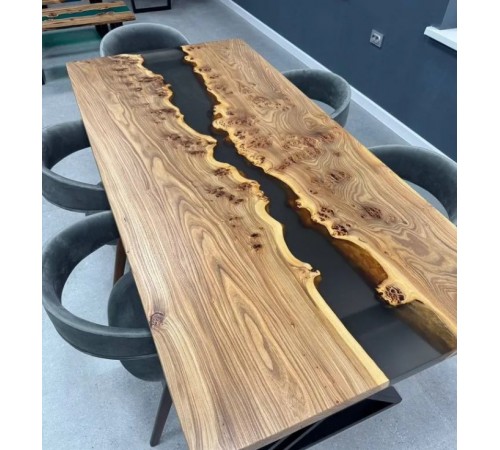 Стол река из эпоксидной смолы