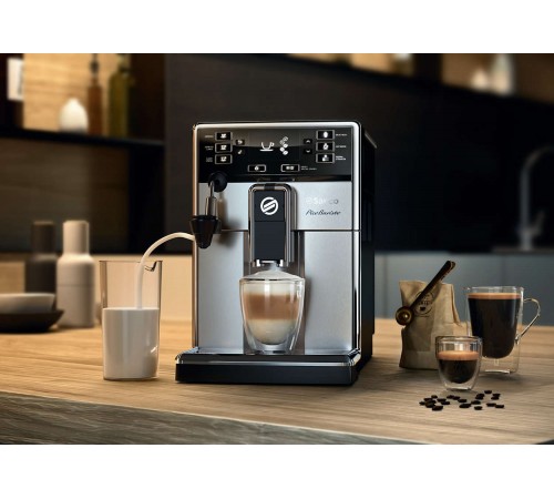 Кофеварка Philips Saeco PicoBaristo HD 8924