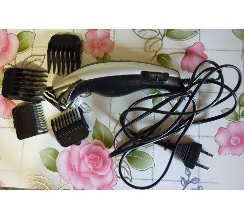 Машинка для стрижки волос Scarlett SC-1263