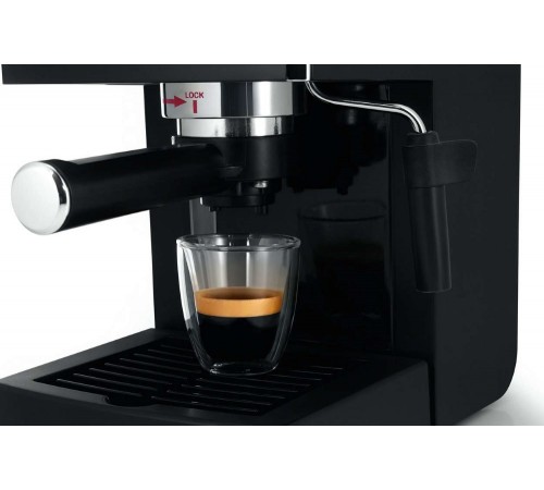 Кофеварка Philips Saeco Poemia Focus HD 8323