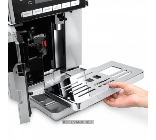 Кофеварка De'Longhi ESAM 6900