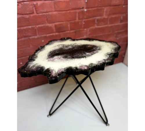 Столик Срез камня из эпоксидной смолы 60\40 см