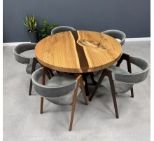 Стол река из эпоксидной смолы и карагача