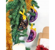 Новогодняя игрушки из эпоксидной смолы Полумесяц